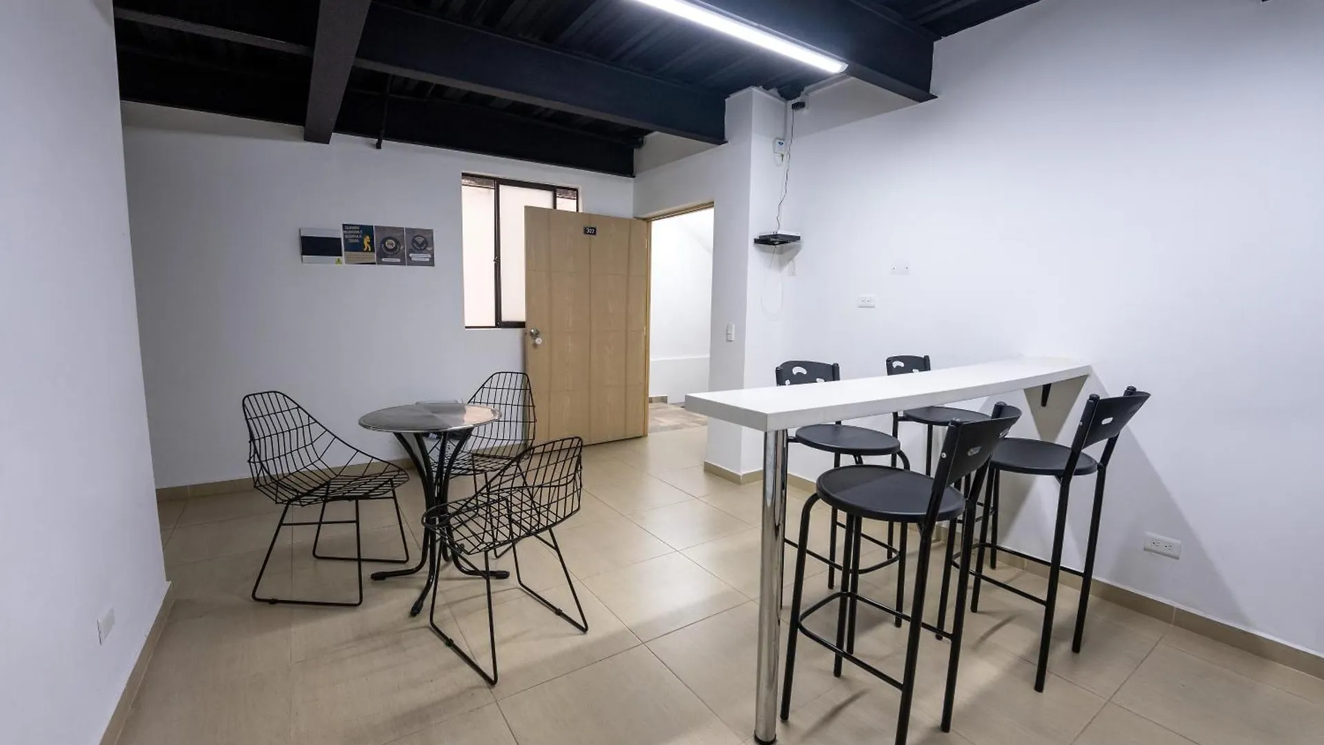 Hotel Coliving Tonchala Medellín 0*,  Kolumbien