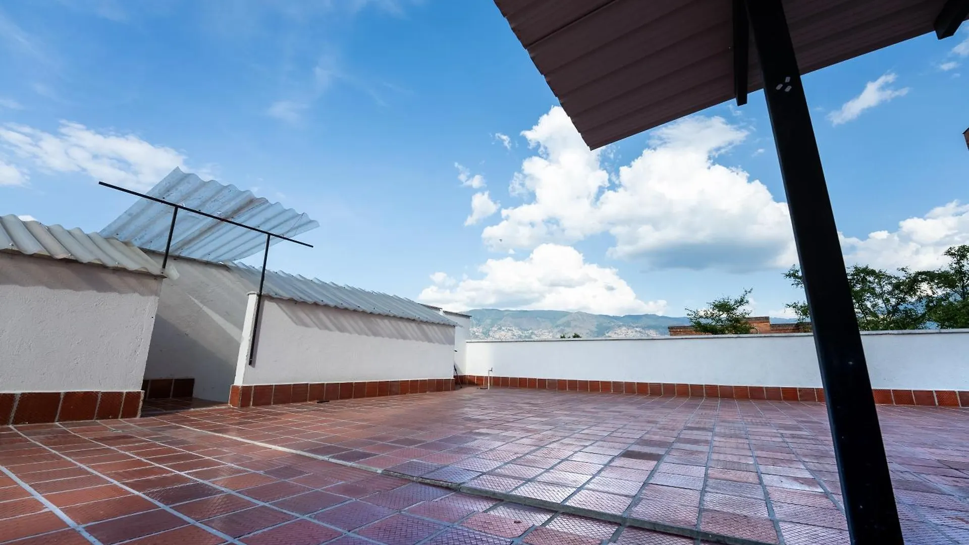 Hotel Coliving Tonchala Medellín Kolumbien